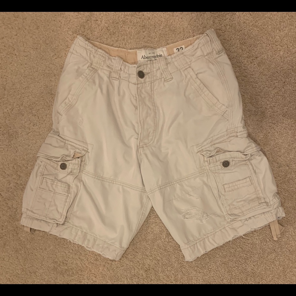 Abercrombie & Fitch Men shorts. Size 32.
